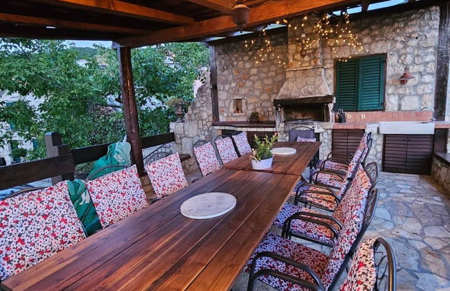 Authentic Dalmatian Hillside Escape With Pool, Sauna & BBQ - Foto 15