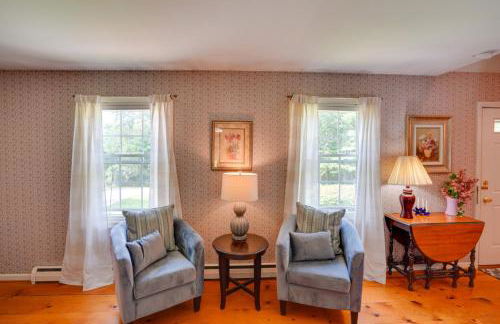 Cozy Pittsfield Gem with Deck, Gazebo and Fireplace - Foto 6