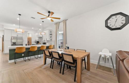 Peacock Palace Brand New Heated and Chilled Pool Golf Gym - Foto 54