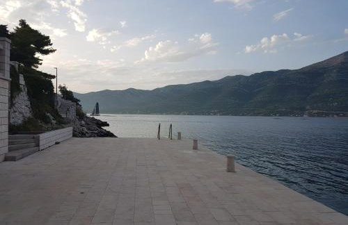 Villa Jade Apartments FRONT ROW SEA VIEW - WALK TO KORCULA OLD TOWN - Foto 61