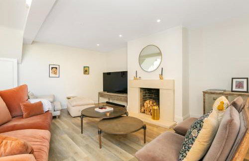 Field House - Stunning 3 Bedroom Home in Kingham! - Photo 19