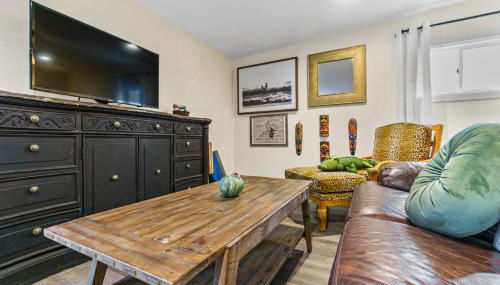 Mile to Beach! Tiki Master Suite - Foto 4