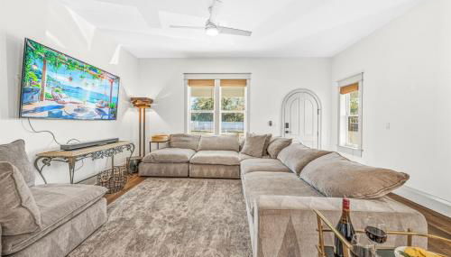 Design-Forward New Build 3BR2BA Seminole Heights - Foto 2