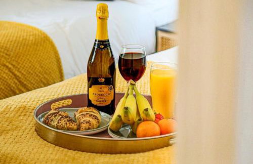 Stylish Apartment with Balcony, Free Parking, Fast Wifi and Smart TV with Sky and Netflix by Yoko Property - Foto 10