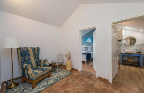 Stone Villa Cara d Oro - Heated Infinity Pool & Views - Photo 49