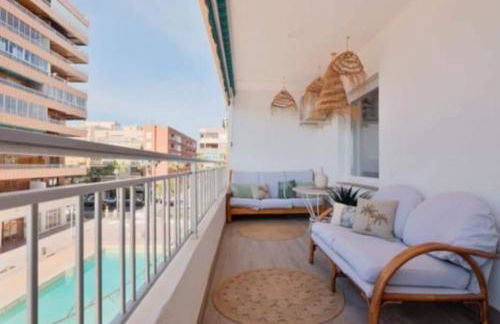 Apartamento Antonio with sea view,Torrevieja,50 m from Playa Acequion plus swimming pool - Foto 16