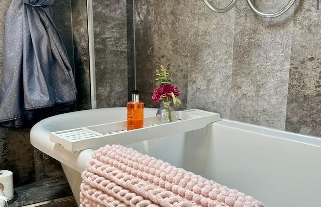 Cosy Cottage With hot Tub-oozing Character! - Foto 8