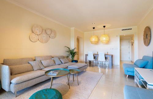 BELLA GADEA - Photo 10