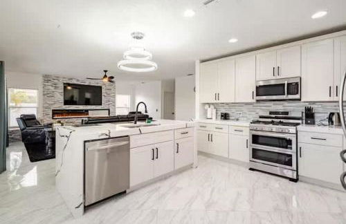 Elegant 4BR Luxury Home - Private Pool Disney - Foto 65