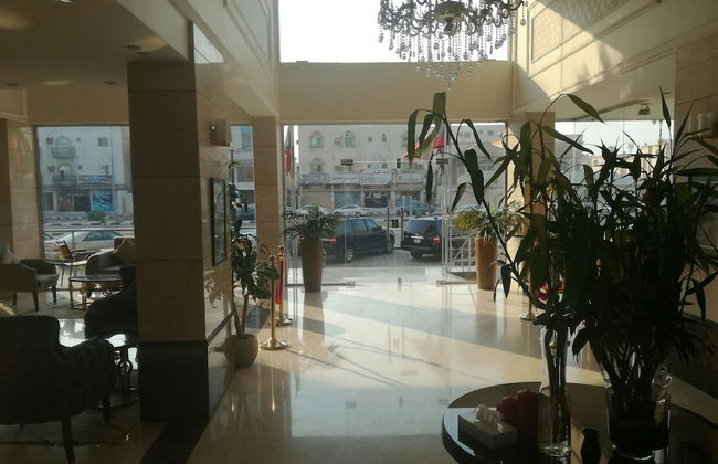 Remaz Hotel & Suite - Photo 11