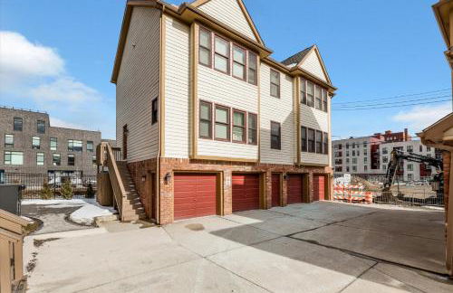 The Lumber Baron's Mansion: 2 King Suites, 2.5BA + Gym - Foto 9