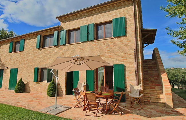 Cottage in Montelabbate With Pool & Forest - Foto 36