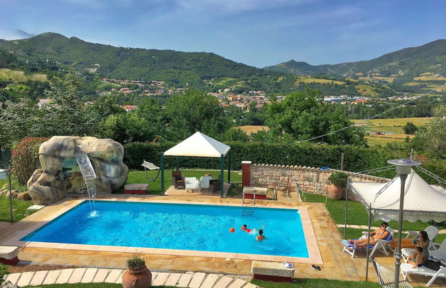 Large Holiday Home in Cagli With Pool - Foto 71