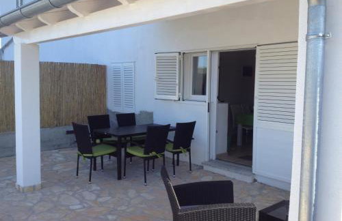 House Sakarun with swimming pool - Photo 38