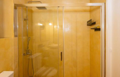 Epavlis Petrou Siwtou - Foto 50