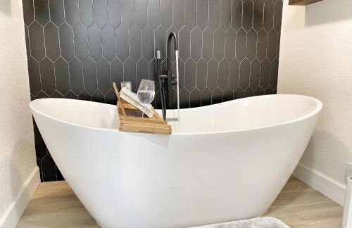 OCLuxeBnB Private Resort Living Minutes from Beach - Foto 35