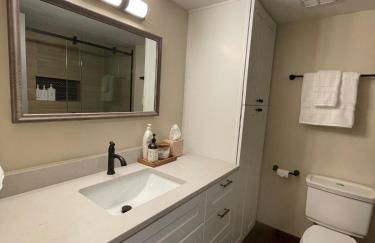 Newly Renovated Ski In Ski Out 2BR Condo - Foto 25