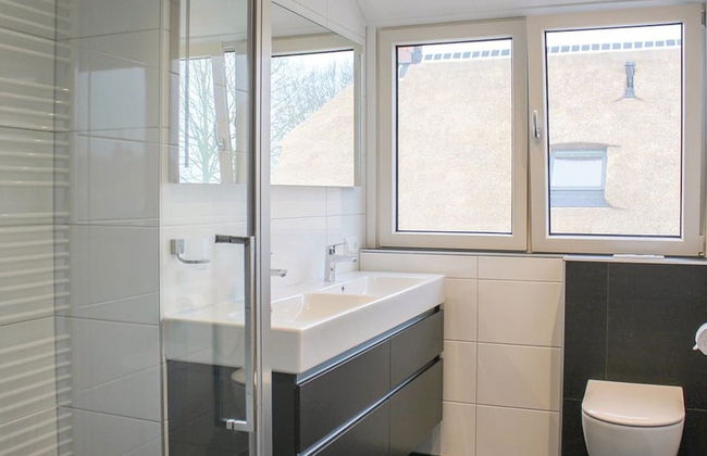 Villa in Friesland With Waterfront Garden - Foto 16