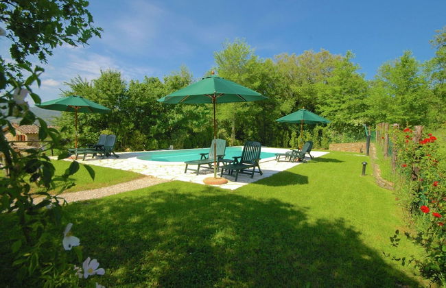 Holiday House with Pool & Large Garden Overlooking Lake near Tuscany - Photo 19