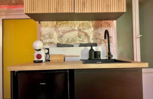 Secret LoveRoom - SpaBalnéo, Lit King Size, CLIM, Chic, calme et discret, 2 personnes - Foto 37