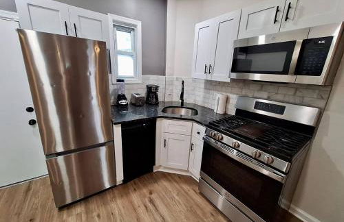 Bi-Level 3 BR plus Finished Basement that Sleeps 12 - Foto 9