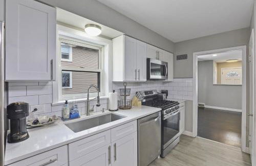 Charming Retreat in the Heart of Des Plaines residence - Foto 3