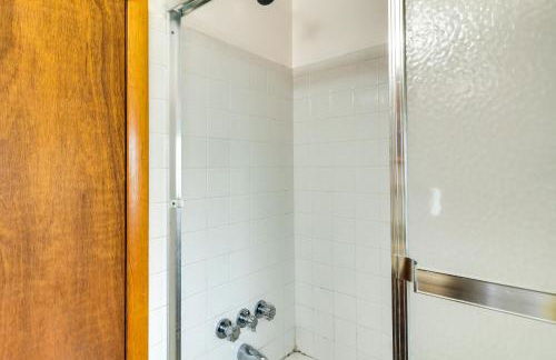 DePew Vacation Rental about 10 Mi to Buffalo! - Foto 17