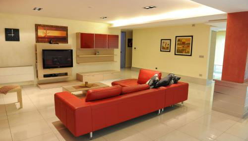 THE FLOWERs - Photo 2