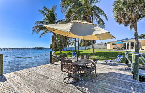 Pool, Dock & Kayaks: Waterfront Palmetto Home - Foto 2
