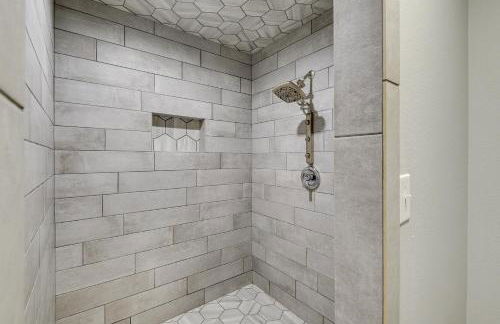 Modern Flower Mound Home Less Than 2 Mi to River Walk - Foto 15