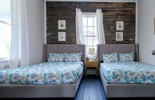 Historic and charming duplex in desirable midtown, close to the beach and strand - Foto 42