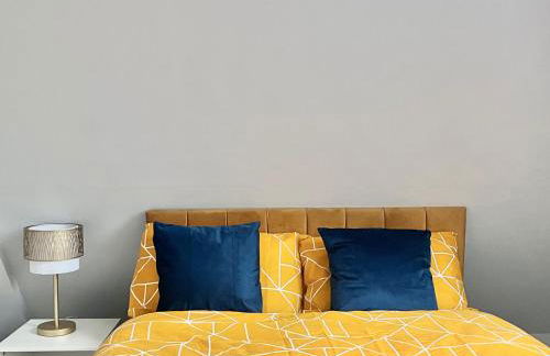 Stunning Five Bedroom Holiday Home in Chartham Canterbury with Hot Tub - Foto 23