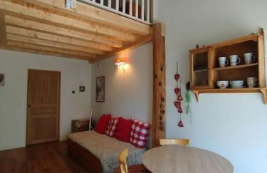 La grange, Appartement avec jardin et jacuzzi ''Réservation & Supplément pour le jacuzzi'' - Photo 3