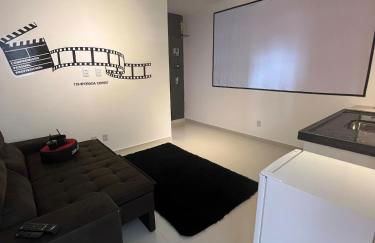 Cinema · Luz, Câmera, Flat Temático Cinema C/ar - Photo 1