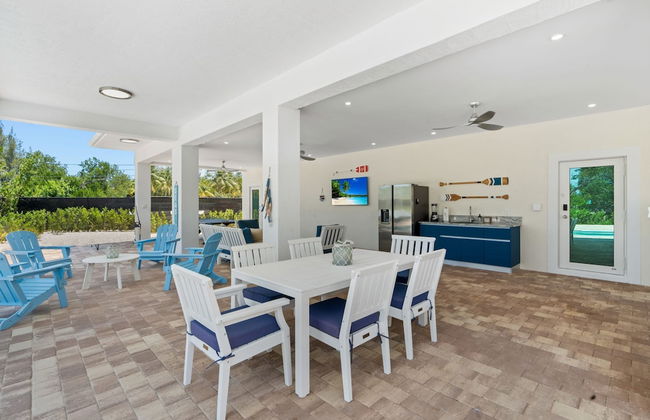 Paradise Point Pool Dock Lounges BBQ - Foto 61