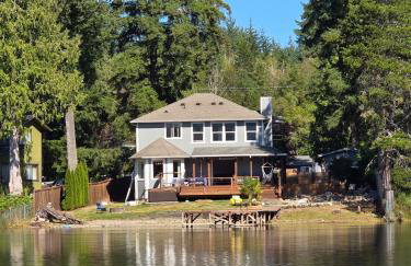 Peaceful Lakefront Retreat - Foto 17