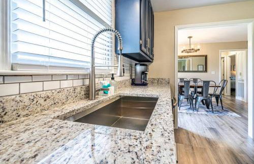 NEW Fully stocked luxury home close to I65 and I72 - Foto 50