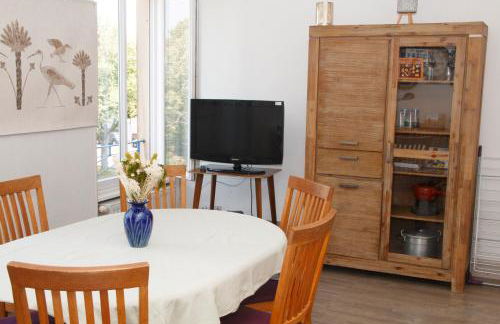 Colmar Friends and Familly guest home - ALL INCLUSIVE - COLMAR Gare - Jardin - Combles et Vous - Foto 38