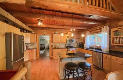 Rustic U.P. Retreat in Marquette - Photo 14