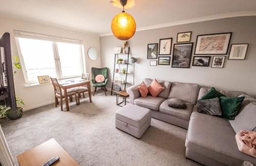 Tranquil 2Bed/2Bath Duplex Falkirk - Foto 1
