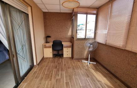 Ático con terraza y 2 habitaciones en casco antiguo - Foto 11