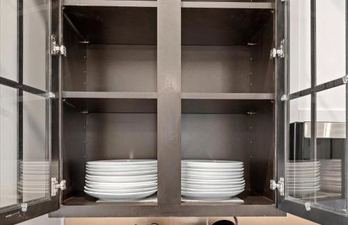 Spacious Downtown Indy Home Perfect for Groups - Photo 14