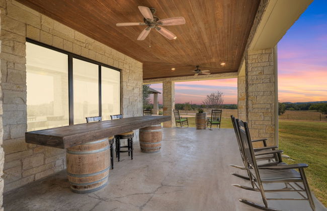 Luxurious Hill Country Retreat With Pool and Firepit! - Photo 51