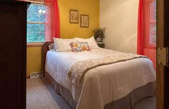 Family Friendly Home Near Trails & Live Music 3 Bedroom - Foto 25
