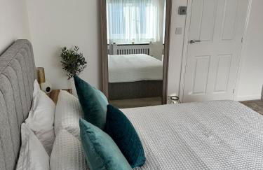 Lovely 2 bedroom home - Photo 3