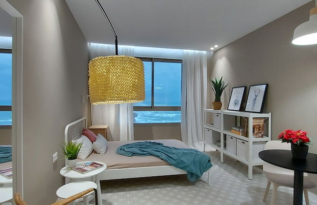 Spacious Sea View Apartment - Photo 8