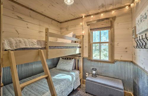 Stunning Cabin Getaway with Private Hot Tub! - Foto 17