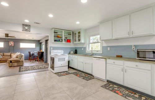 Private Patio and Lake Views Home in Decatur - Foto 11