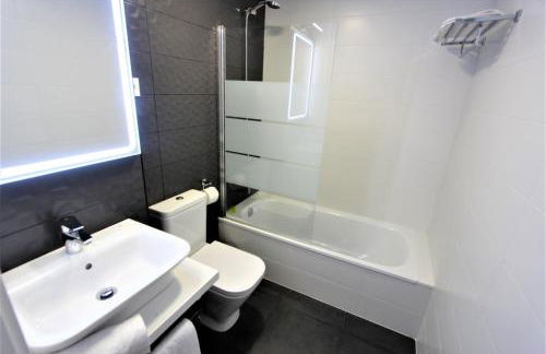 Los Alamos playa, piscina, parking y Padel - Foto 17