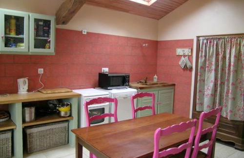 Gîte en pleine nature avec Wifi, animaux acceptés - FR-1-489-122 - Foto 4